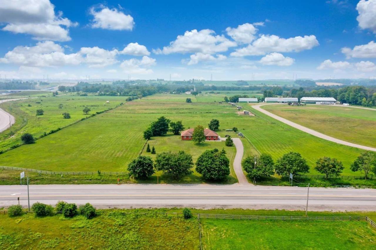 Bowmanville Event Place Εξωτερικό φωτογραφία