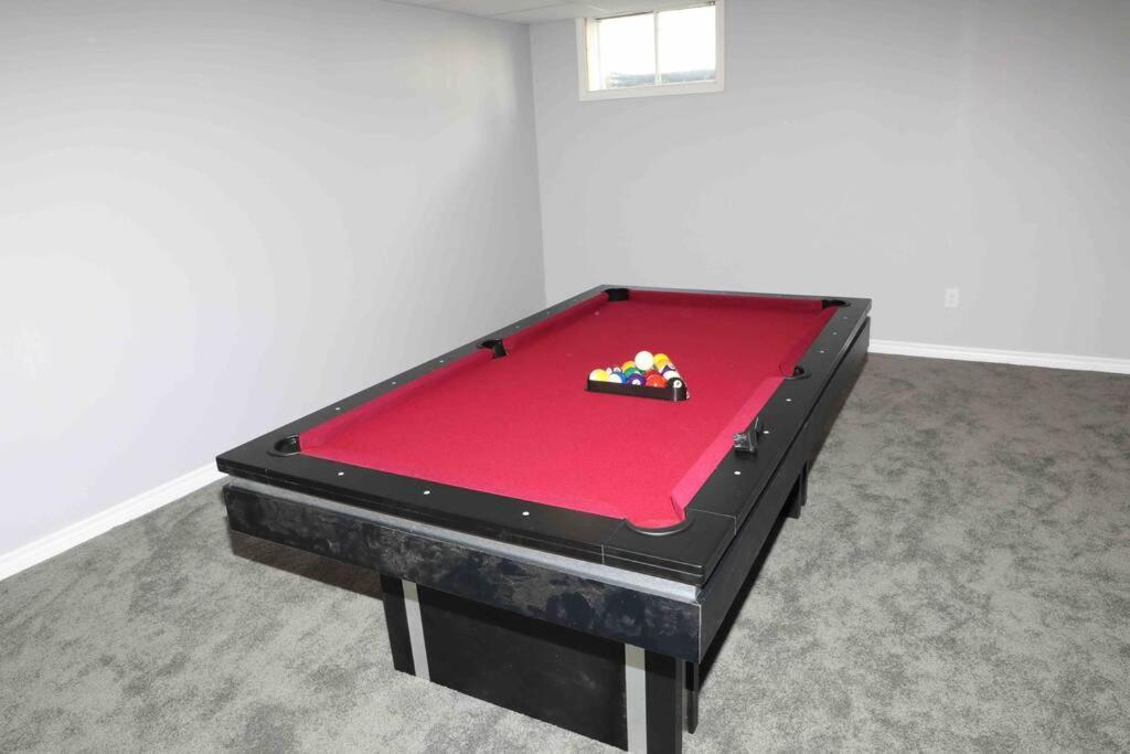 Bowmanville Event Place Εξωτερικό φωτογραφία