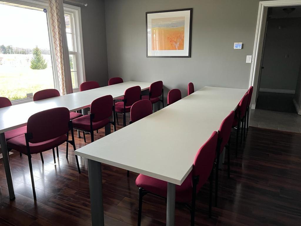 Bowmanville Event Place Εξωτερικό φωτογραφία
