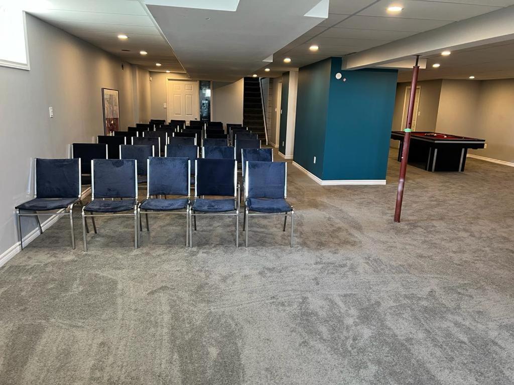 Bowmanville Event Place Εξωτερικό φωτογραφία